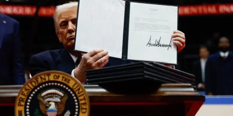 تاريخ الأوامر التنفيذية الأمريكية وأشهرها