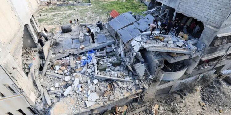 مقتل موظفين بالأمم المتحدة في غارة إسرائيلية على غزة