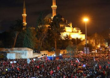 تركيا.. المعارضة تدعو إلى مزيد من الاحتجاجات