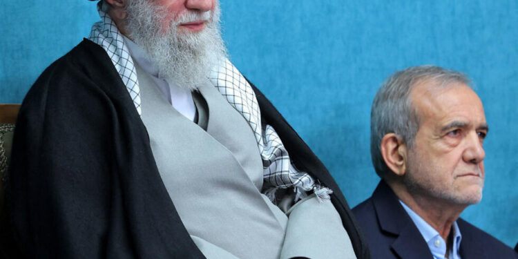 الرئيس الإيراني لترامب… لن أتفاوض و”افعل ما تريد”