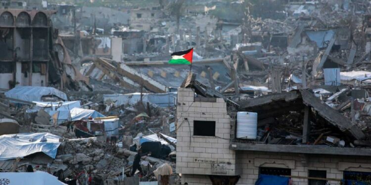 غزة.. أكثر من 300 شهيد في غزة أغلبهم أطفال ونساء