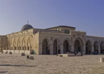 تحذير فلسطيني من مخططات إسرائيلية لــ”تفجيــر المسجد الأقصى”