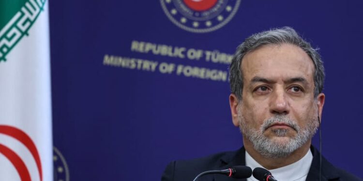 إيران.. لن نوقع اتفاقًا نوويًا مع أمريكا مماثلا لما كان في 2015