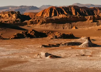 معالم غامضة على المريخ