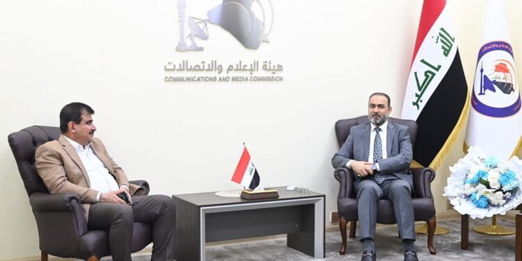 رئيس هيأة الإعلام والاتصالات يستقبل المستشار الأمني لوزارة الداخلية ويبحثان مواجهة التجاوزات الإلكترونية وتهديداتها للسلم المجتمعي