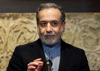 وزير الخارجية الإيراني يصل إلى روسيا