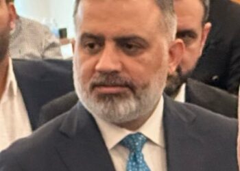 أكثر من خمسين نائباً يطالبون برفض دخول الجولاني إلى العراق
