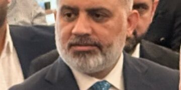أكثر من خمسين نائباً يطالبون برفض دخول الجولاني إلى العراق
