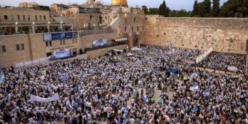 حــــوافز مالية إسرائيلية للدول التي تقرر نقل سفاراتها إلى القدس
