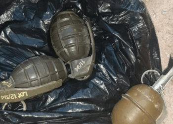 بغداد.. ضبط قنابل يدوية وذخائر واعتقال شخصين داخل احدى الحسينيات