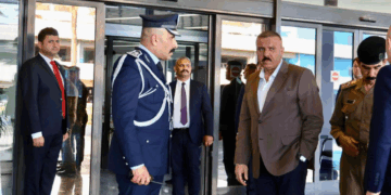وزير الداخلية يتفقد مطار بغداد الدولي عشية القمة