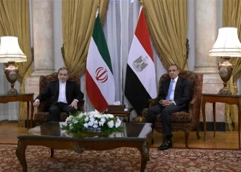 مصر تجدد دعمها للحوار الأمريكي الإيراني