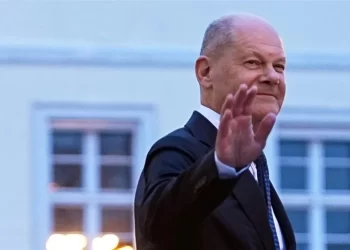 المانيا.. الجيش يودع رسمياً شولتس باستعراض موسيقي كبير
