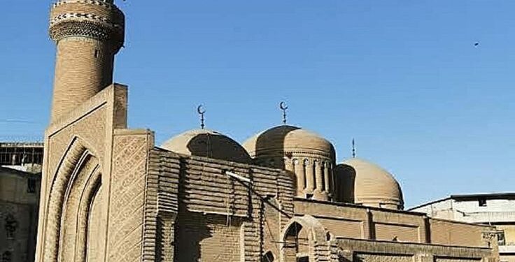 جامع “مرجان”،،، سنوات الإهمال تهدد معلماً تاريخياً وسط بغداد