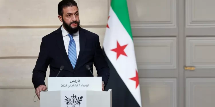 من المتوقع أن يلتقـــي ترامب مع الشرع في السعودية يوم الأربعاء