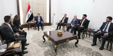السوداني يستقبل وفد شركة (ميتا) المالكة لبرامج “فيسبوك انستكرام واتساب” بحضور رئيس هيأة الإعلام والاتصالات