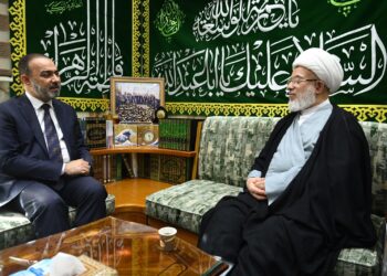 رئيس هيأة الإعلام والاتصالات يزور العتبة الحسينية ويلتقي ممثل المرجعية العليا ويؤكد: العتبات بوصلة أساسية في ترسيخ قيم المواطنة وخدمة المجتمع