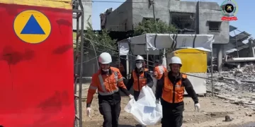 الجيش الإسرائيلي يسيطر على أكثر من 75 % من قطاع غزة والصليب الأحمر يعلن مقتل متعاونين اثنين