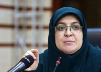 إيران.. تغير ساعات الدوام الرسمي لمواجهة “النقص الحاد في الكهرباء”