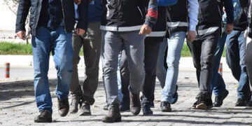 أوامر قضائية باعتقال 27 شخصاً بتركيا,,, ساعدوا “داعش” في العراق