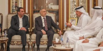 المشهداني والغانم يناقشان في قطر افاق التعاون البناء بين البلدين وتوحيد الخطاب في المحافل الدولية