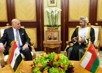 وزير الخارجية يؤكد لنظيره العماني جاهزية العراق لاستضافة القمة العربية