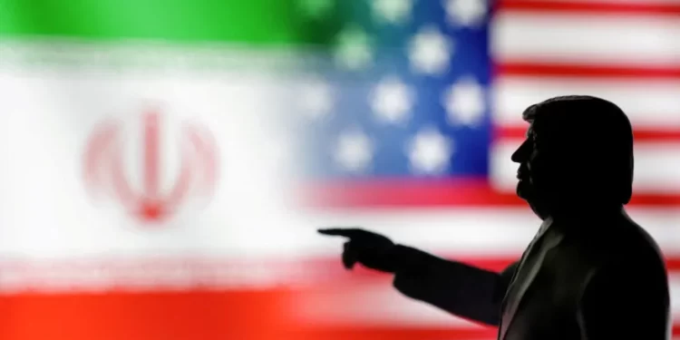 أمريكا تحرك أصولا عسكرية وتضع قيودا على الدخول لأكبر قواعدها بالشرق الأوسط