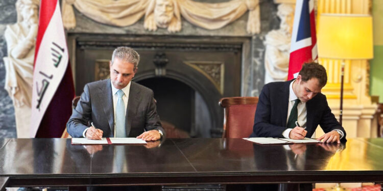 رئيس مجلس القضاء الاعلى يزور وزارة الخارجية البريطانية