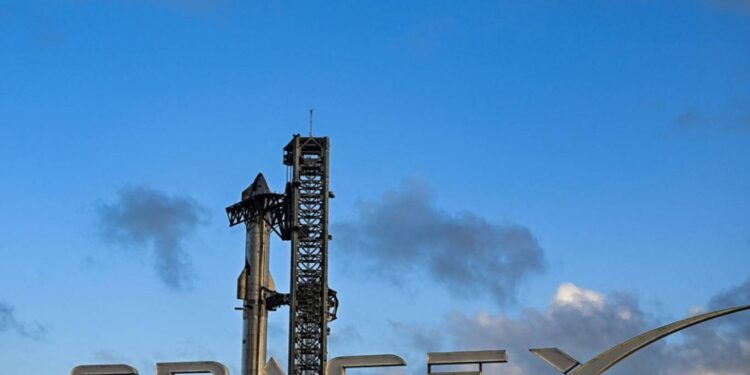 انفجار صاروخ “ستارشيب” خلال تجارب روتينية في “ستاربيس” بتكساس