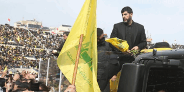 إسرائيل تغتال المرافق الشخصي لنصر الله وقيادي بفصيل عراقي
