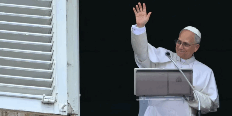 البابا.. دعوا الدبلوماسية تتحدث بدلاً من الأسلحة