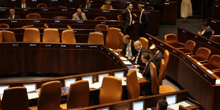 حكومة نتنياهو أمام مفترق طرق