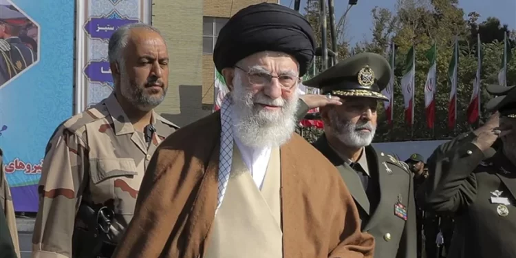 ديبلوماسي إيراني.. طهران مستعدة للتخلي عن التخصيب “هرباً من مصير صدام حسين”