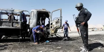 باكستان.. مقتل 13 جندياً في هجوم انتحاري