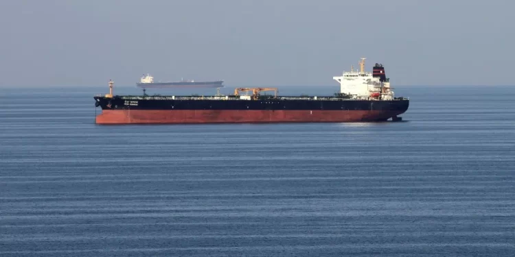 إغلاق مضيق هرمز من الخيارات المطروحة,,, “مشرع إيراني”