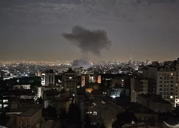 تسلسل الاحداث بالتفاصيل أول بأول ,,, و الغارات الجوية على إيران مستمرة