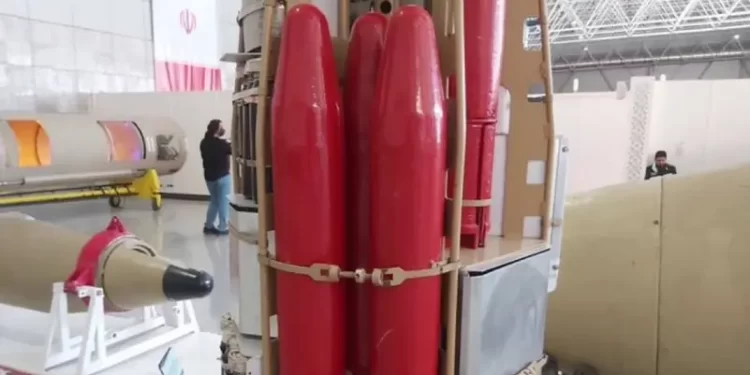 صواريخ أطلقتها طهران على تل أبيب لأول مرة