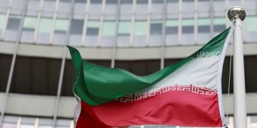 إيران.. البرلمان يعد مشروع قانون للانسحاب من معاهدة عدم انتشار الأسلحة النووية