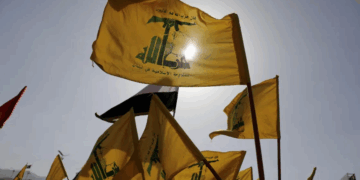 مسؤول في حزب الله: لن نبادر بمهاجمة إسرائيل ردًا على الغارات ضد إيران