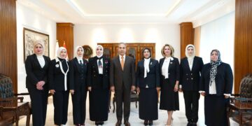 زيدان يستقبل اعضاء مجلس ادارة رابطة القاضيات العراقية