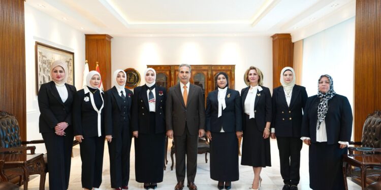 زيدان يستقبل اعضاء مجلس ادارة رابطة القاضيات العراقية