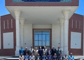 رئيس مجلس القضاء الاعلى يزور محكمة استئناف البصرة