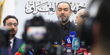 رئيس هيأة الإعلام والاتصالات يعلن نجاح خطة زيارة عاشوراء ويشيد بالعتبات المقدسة والتغطية الإعلامية الواسعة