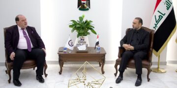 رئيس هيأة الإعلام والاتصالات يلتقي نقيب الفنانين ويؤكد دعــم الحقوق وتعزيز المبادرات الثقافية
