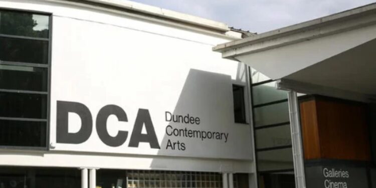 مئات المسارح والمتاحف تواجه خطر الإغلاق في بريطانيا