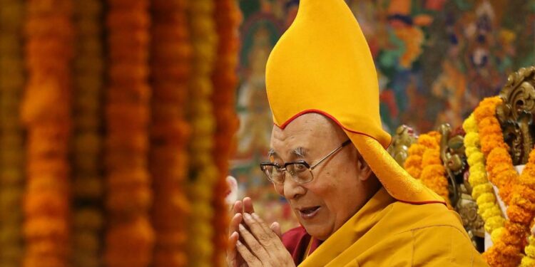 مشكلة اختيار خليفة الدالاي لاما تتصاعد بينه وبين الصين