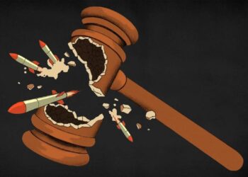 القوة تبطل الحق