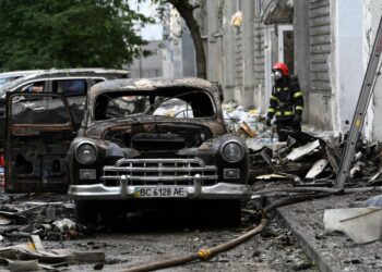 روسيا تطوق أوكرانيا بـ620 مسيرة وصاروخا