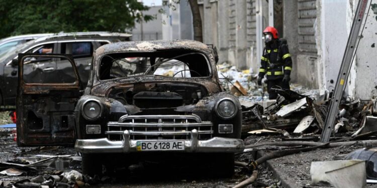 روسيا تطوق أوكرانيا بـ620 مسيرة وصاروخا