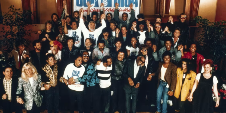 حين غنى العالم جوع أفريقيا.. القصة الكاملة لـ”We Are the World”